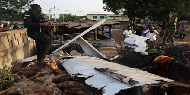 Gana’da Küçük Uçak Düştü 2 Ölü